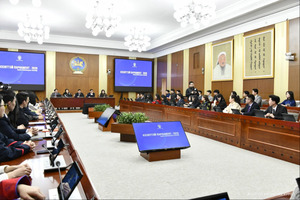 Оюутан дадлагажуулах “Нээлттэй парламент-2026” хөтөлбөрийн хаалт боллоо